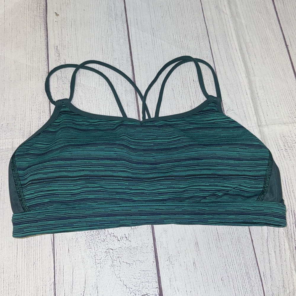 Lululemon emerald green woven pattern sports bra size 8